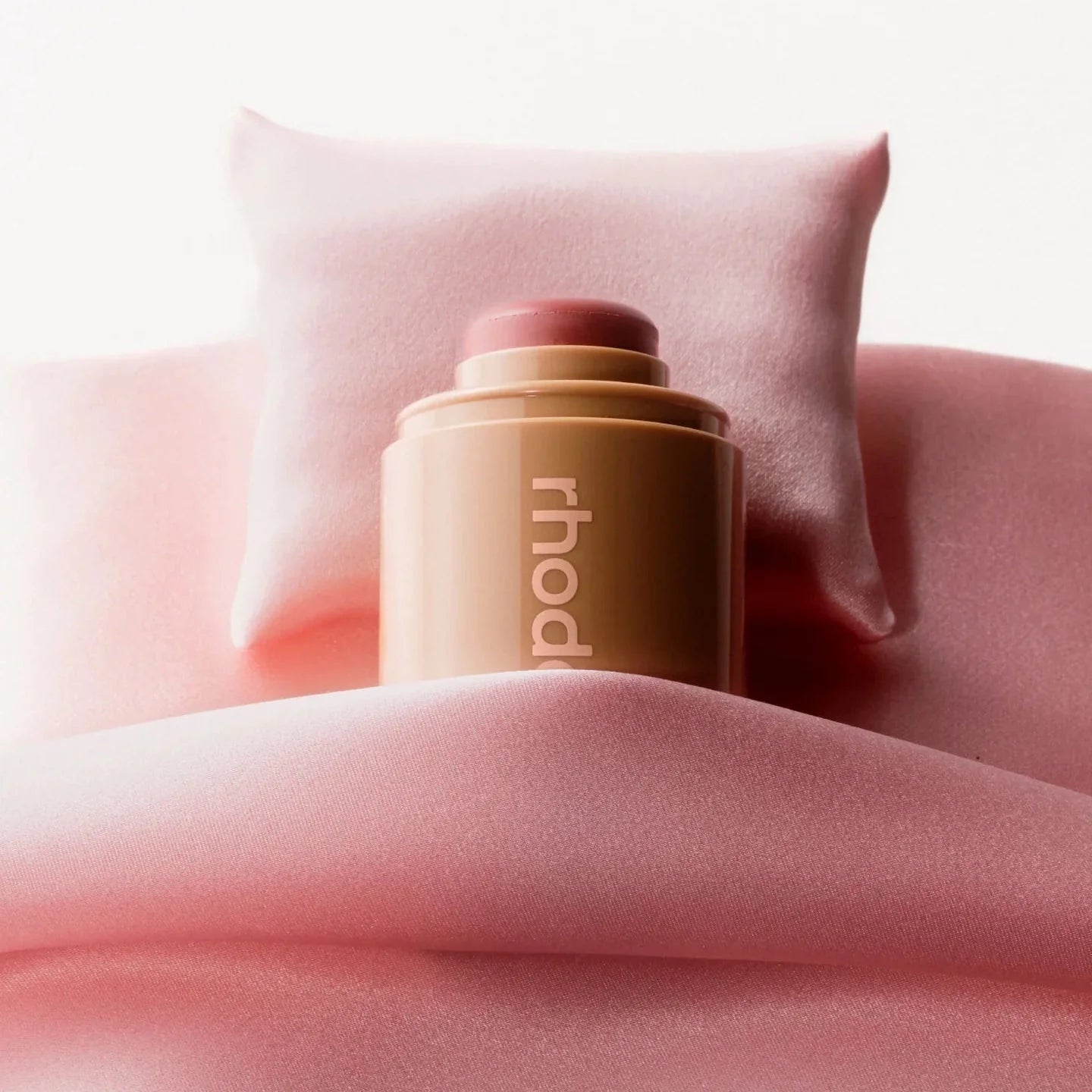 Rhode Pocket Blush - Sleepy Girl - BusDeals