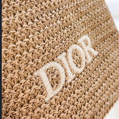 Beauty Summer Counter Gift Raffia Cosmetic Clutch, Beige