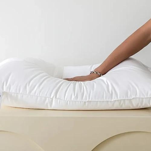 2 Pieces Set Soft Fine Medium Firm pillow.