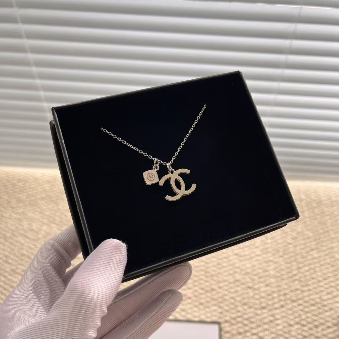 Beauty Pendant Necklace DIY with Gift Box and Shopping Bag
