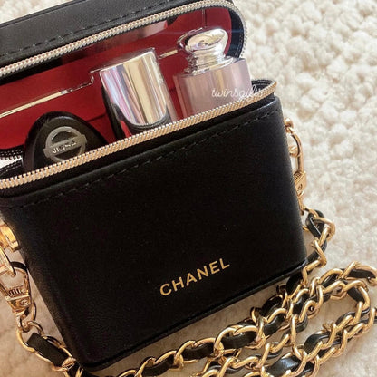 Beauty Lipstick bag Transformed to Crossbody Bag
