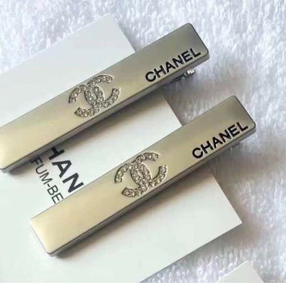 Beauty Hair Pin Hair accessory CC Counter Llimited Silver 2 Set Novelty 6x1 cm