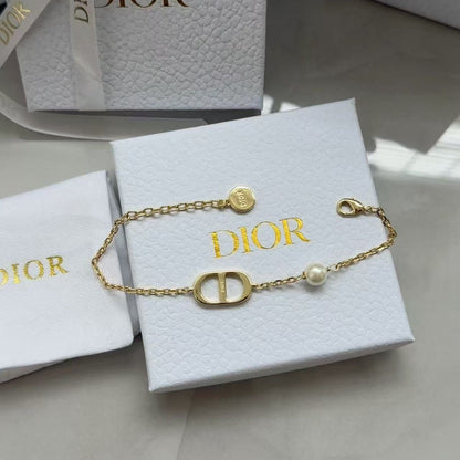 Beauty CD logo Bracelet VIP Gift with Box, Shopping Bag