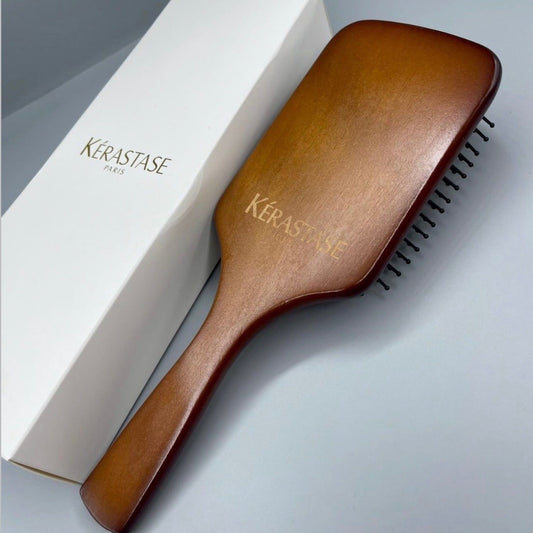 Kérastase Comb Brush, Scalp-Relaxing Cushion Comb