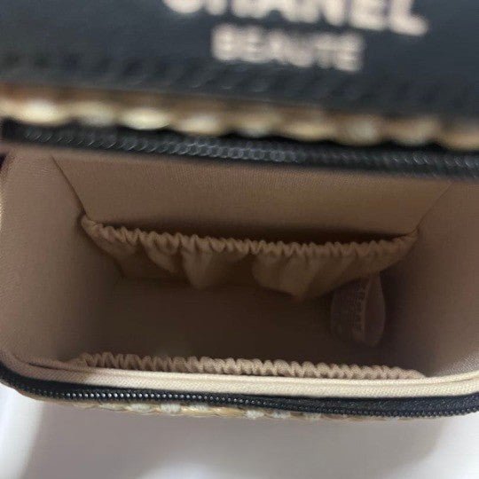 Chanel Beauty 2026 Straw gift Cosmetic bag beige - BusDeals
