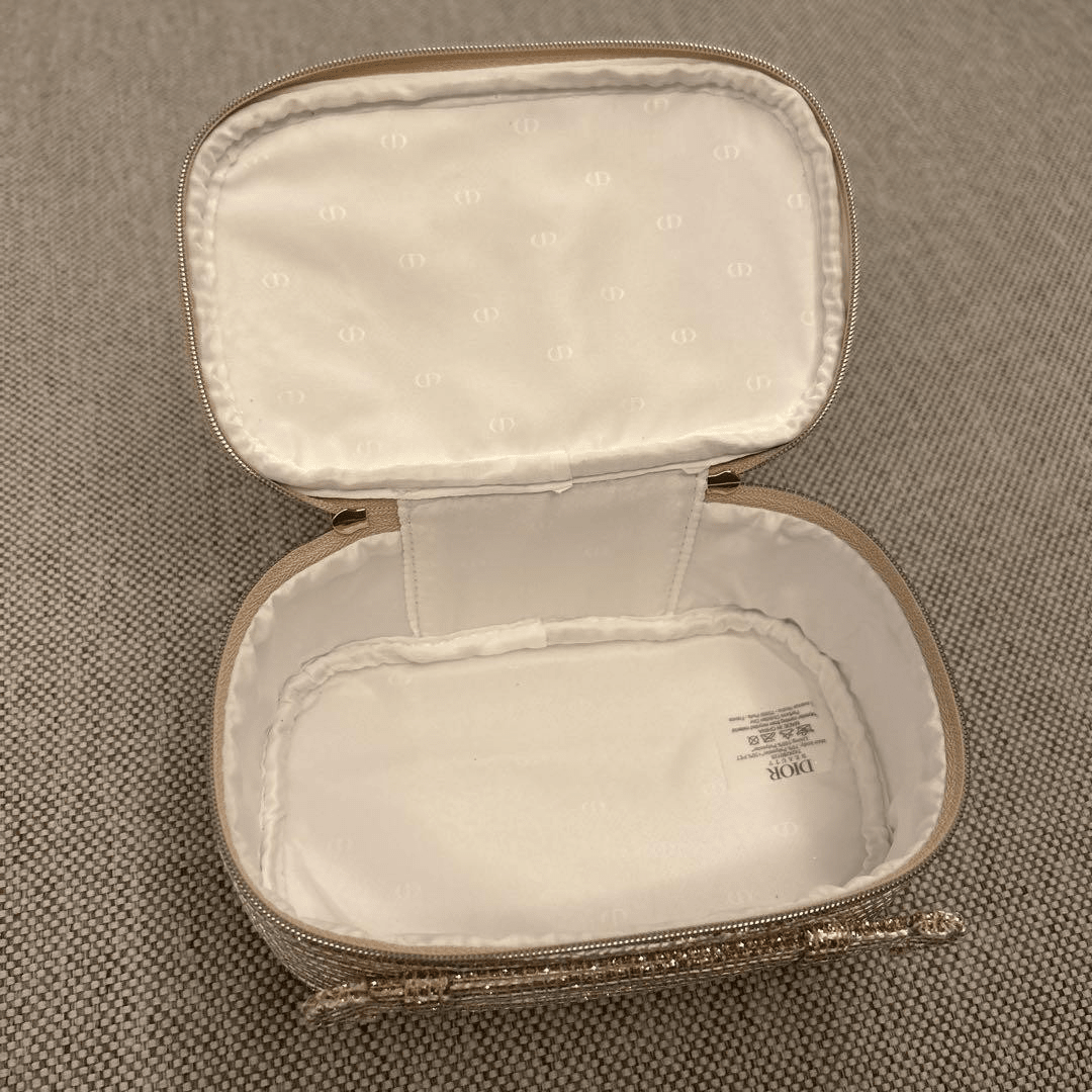 Dior Beauty Gold Mesh Pouch Holiday - BusDeals