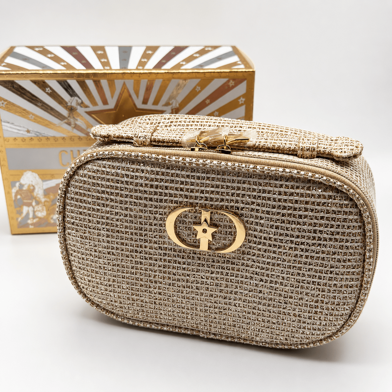Dior Beauty Gold Mesh Pouch Holiday - BusDeals