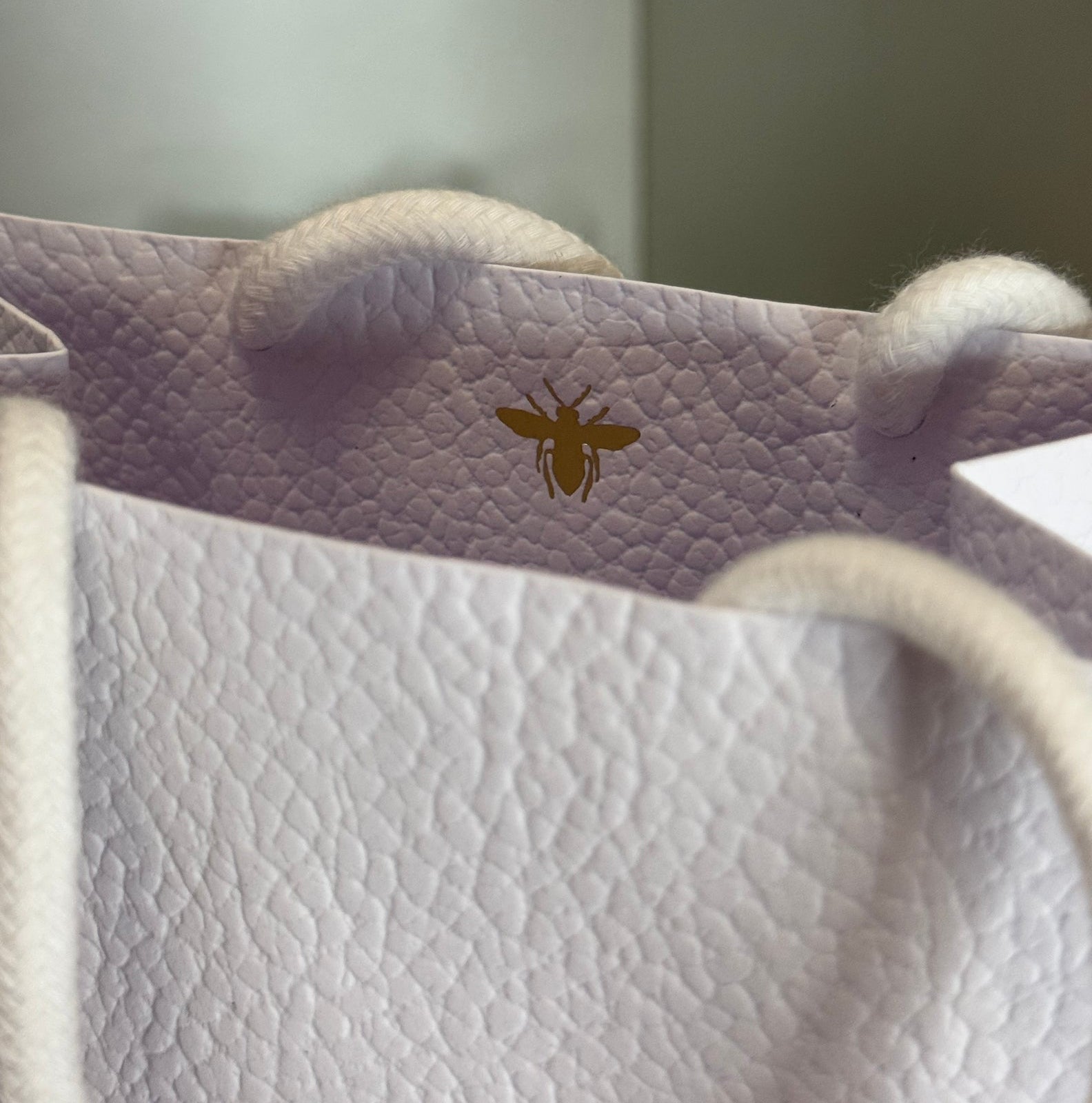 Dior White Paper/Gift Bag - S Size - BusDeals
