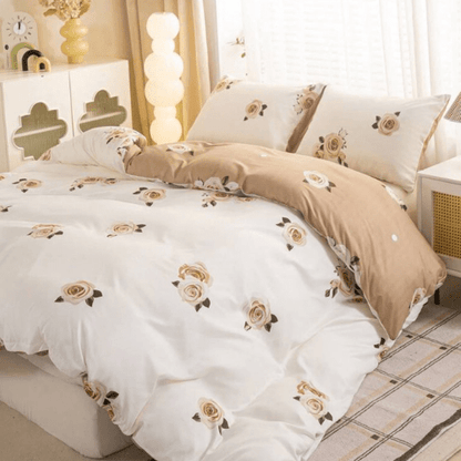 King 6-piece beige duvet cover set featuring a beautiful rose design and reversible style.