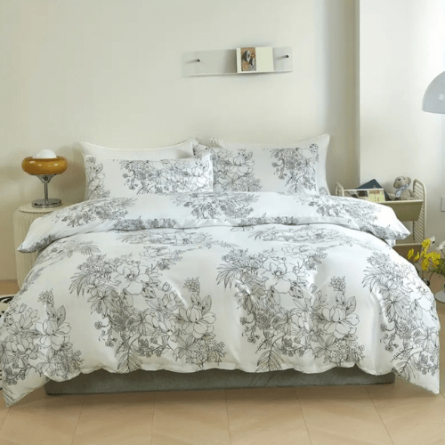 Queen size 6 piece floral bedding set in black and white vintage style. - BusDeals