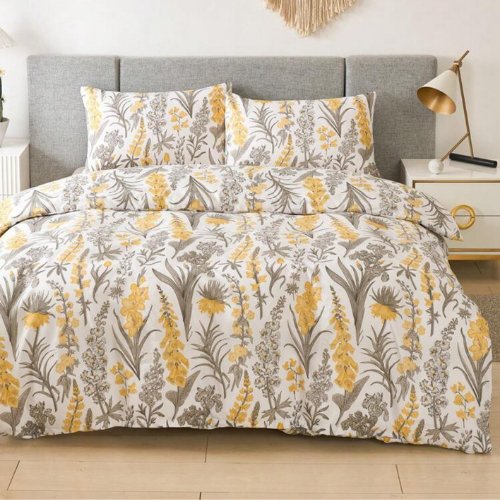 Queen size 6 pieces, duvet cover set, yellow flowers design.